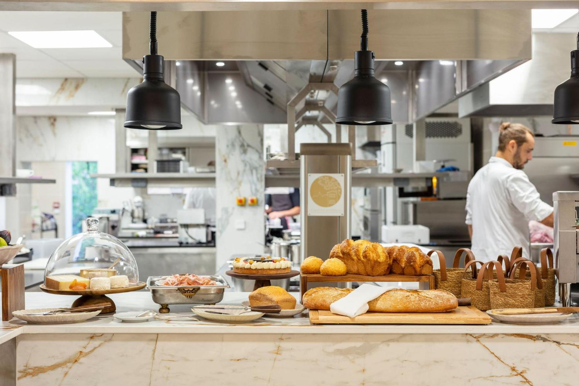 Hotel Et Restaurant La Bastide Bourrelly - Mathias Dandine Cabries Luaran gambar